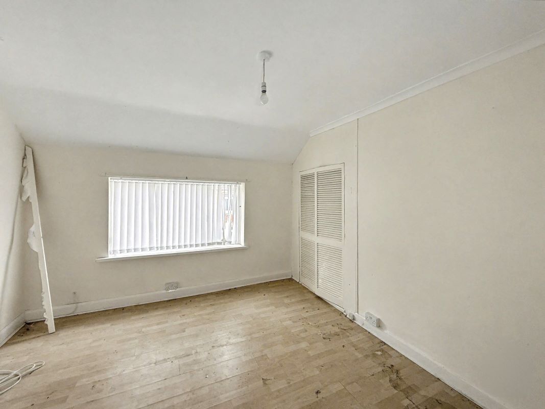Image 7 of 11