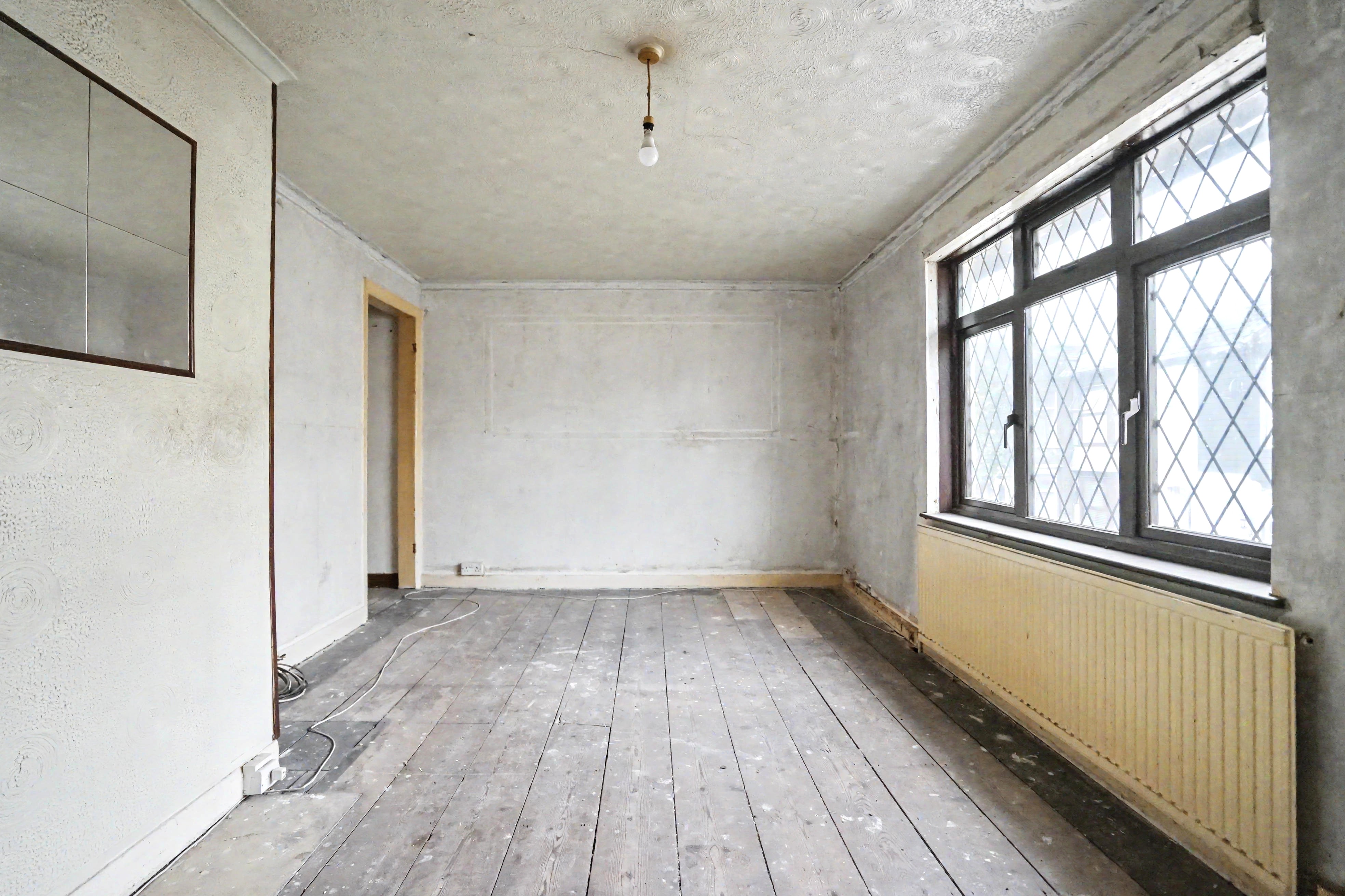 Image 11 of 24