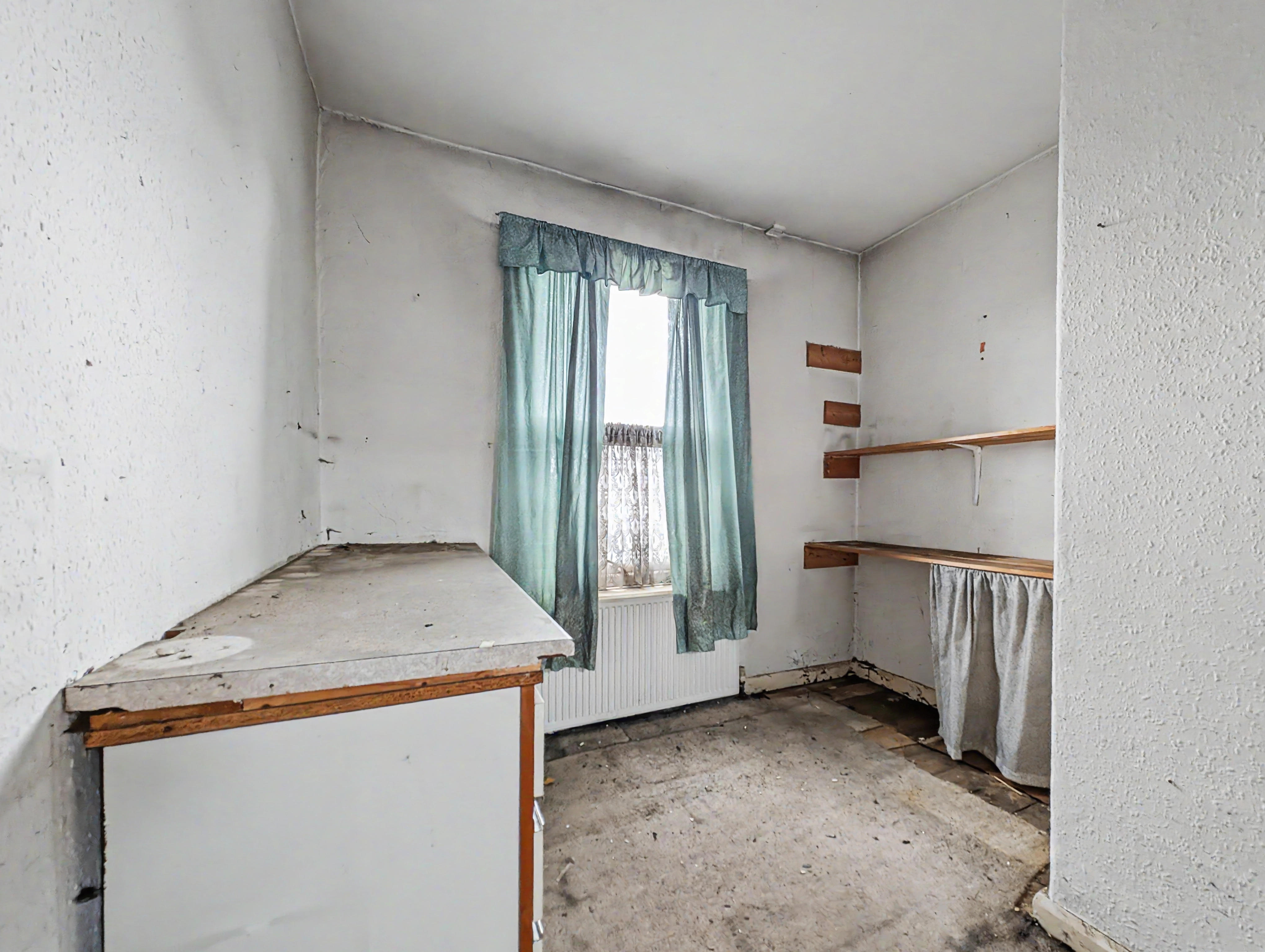 Image 11 of 16