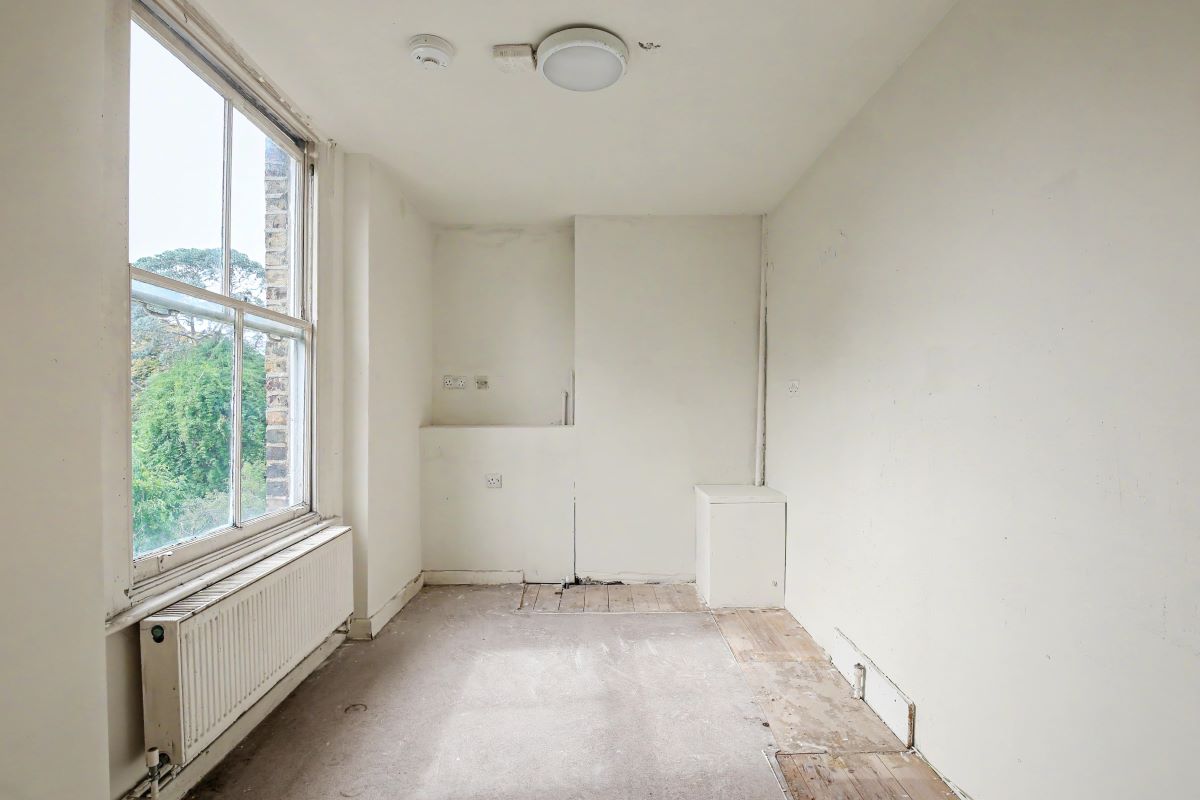Image 8 of 12