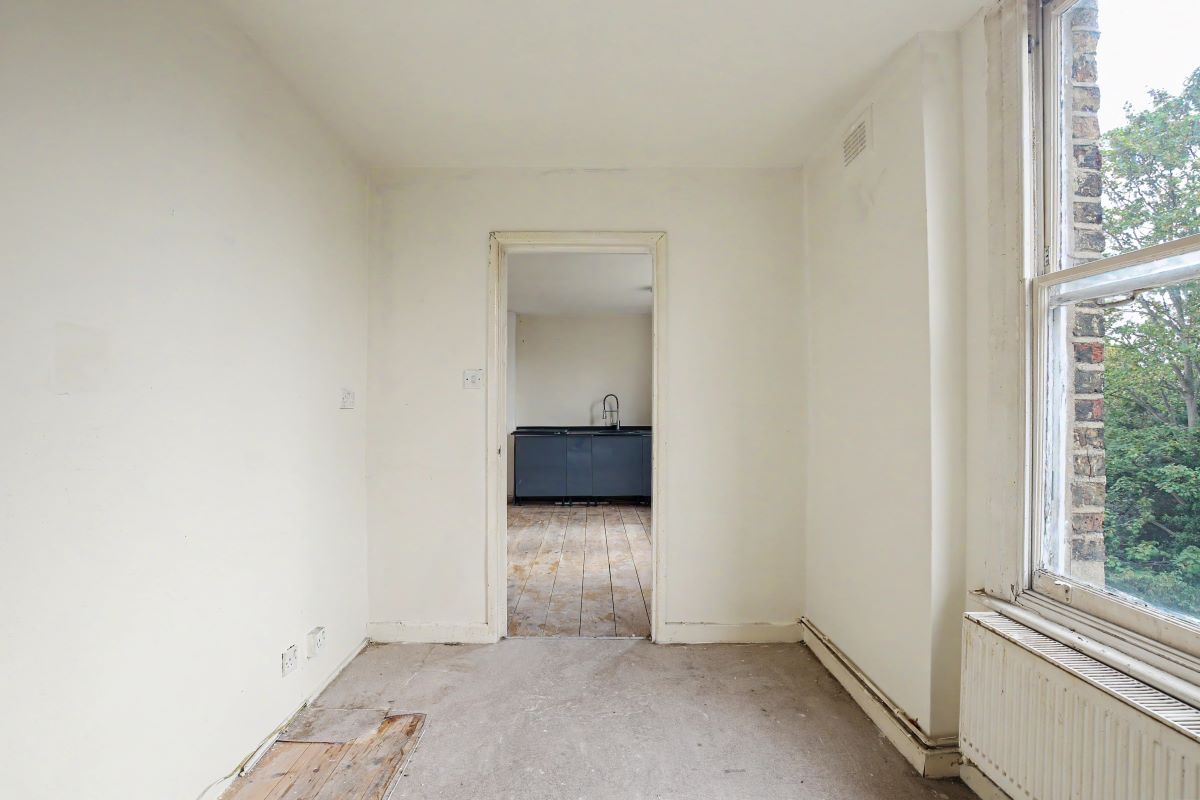 Image 9 of 12