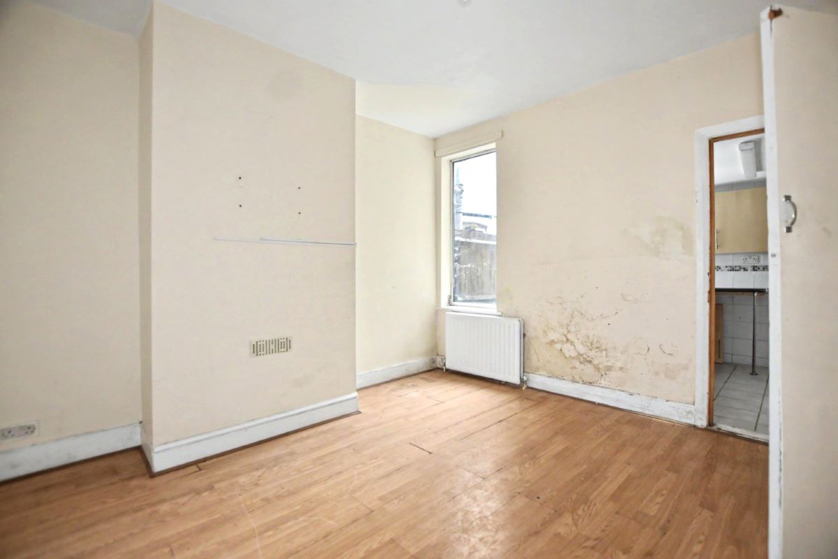 Image 9 of 15