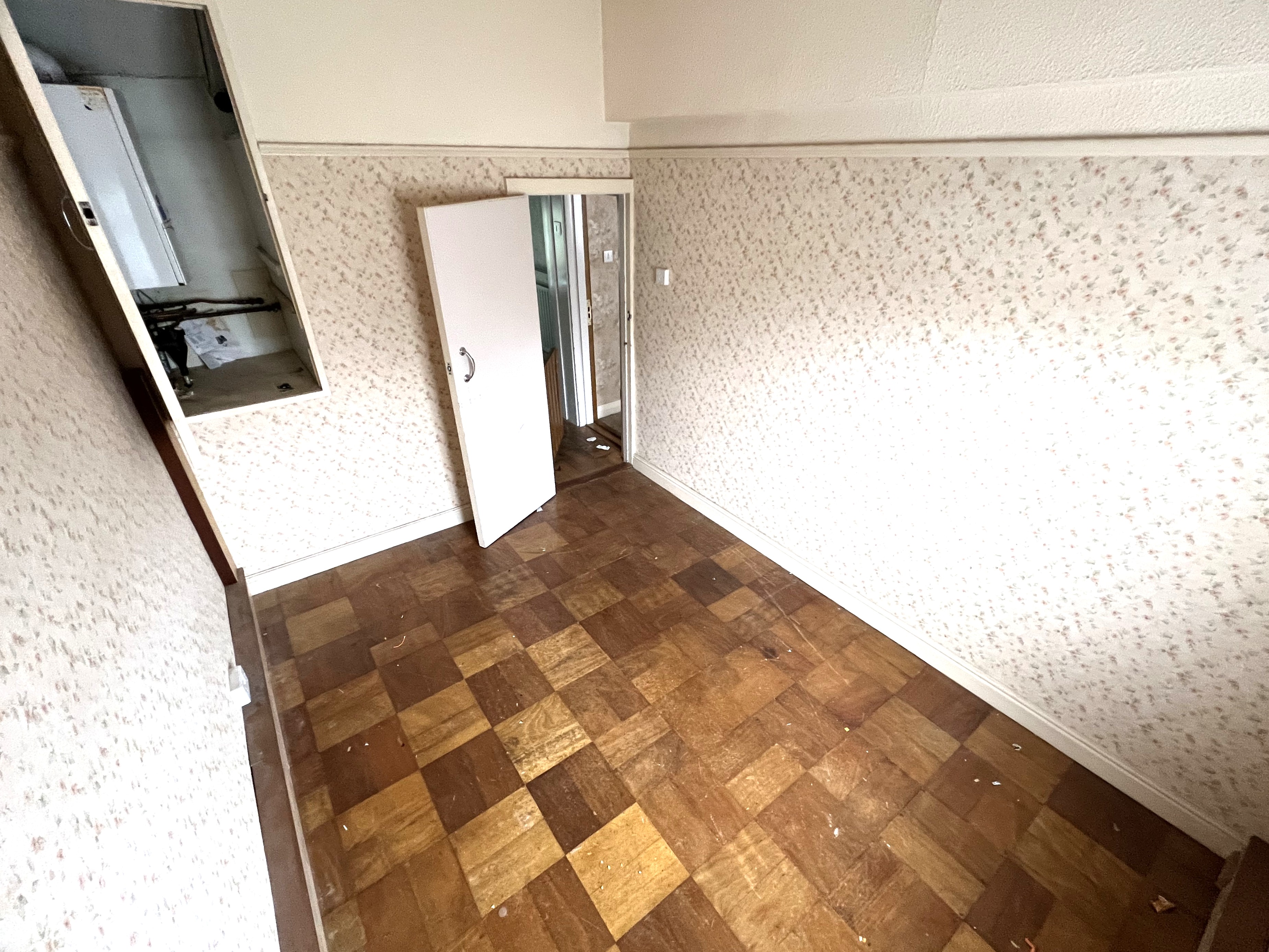 Image 10 of 13