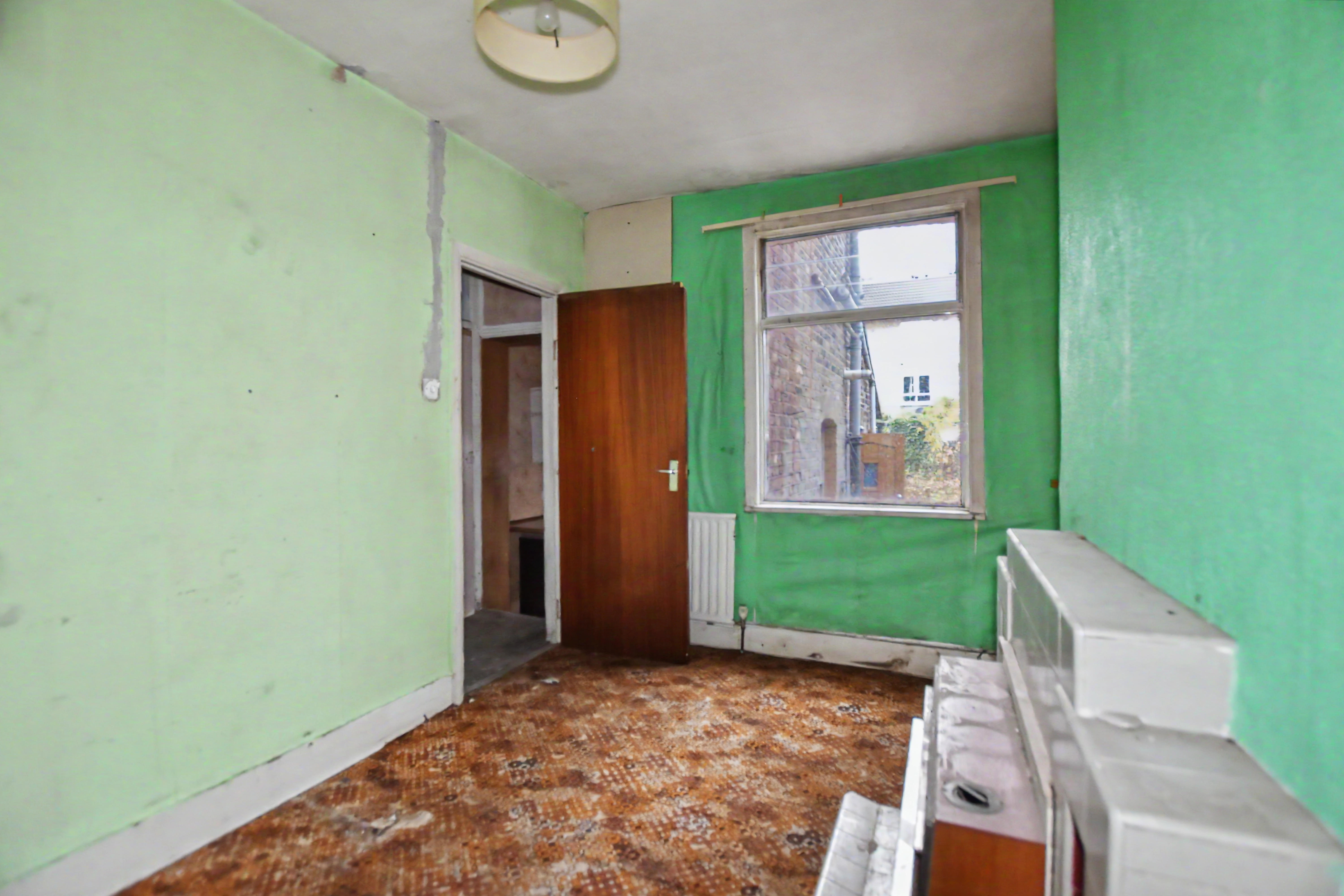 Image 12 of 20