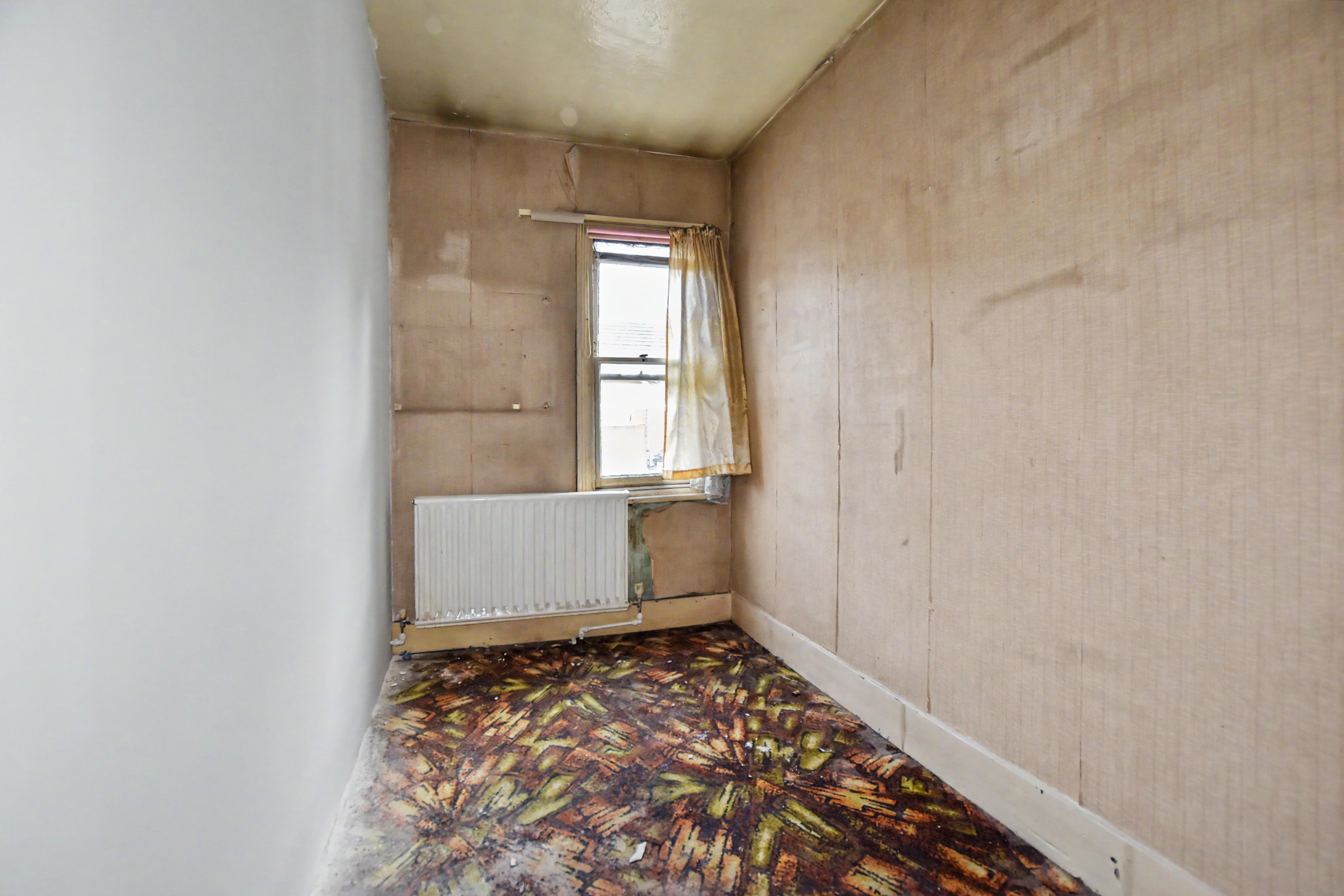 Image 14 of 20