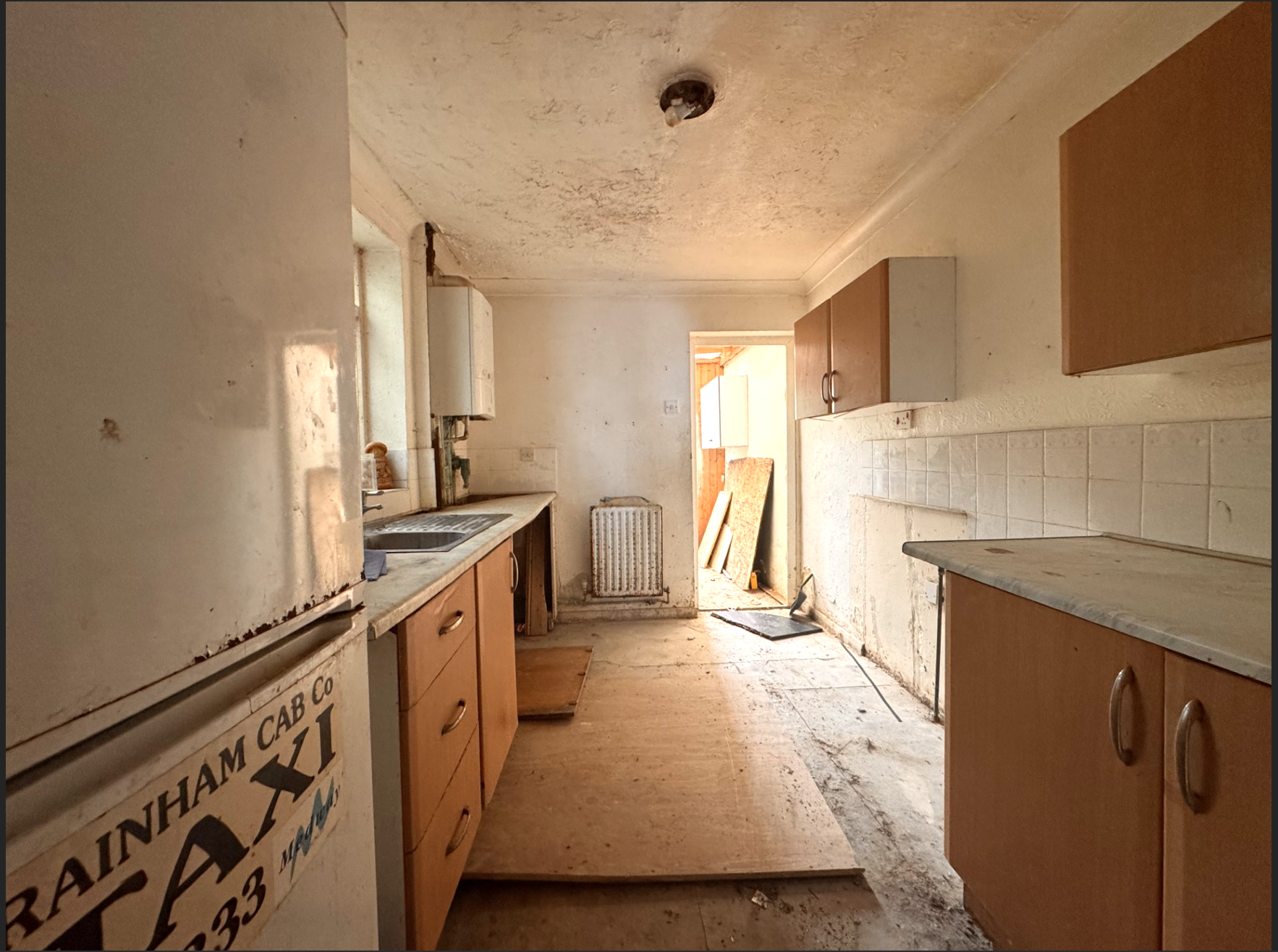 Image 4 of 7
