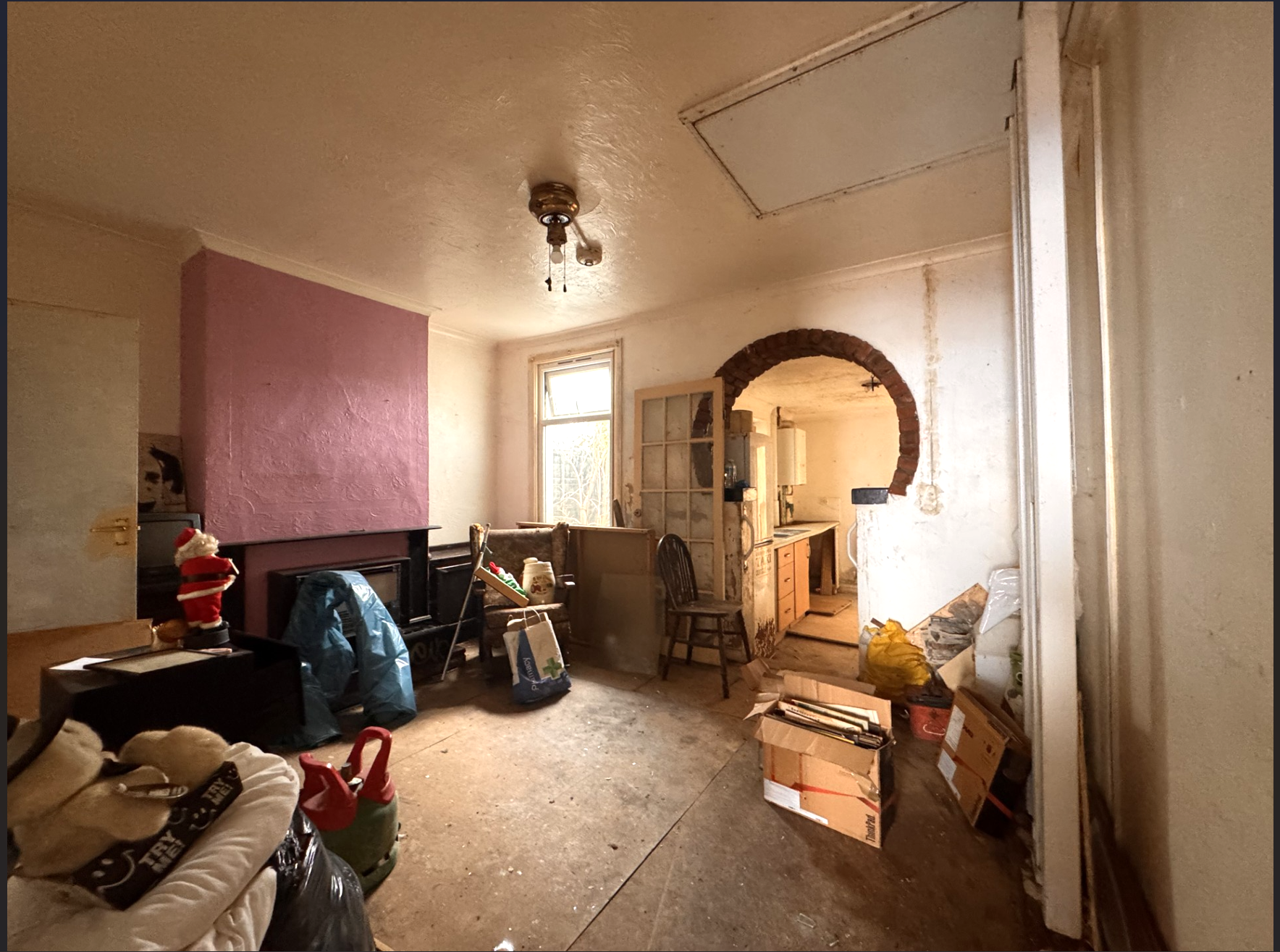Image 3 of 7