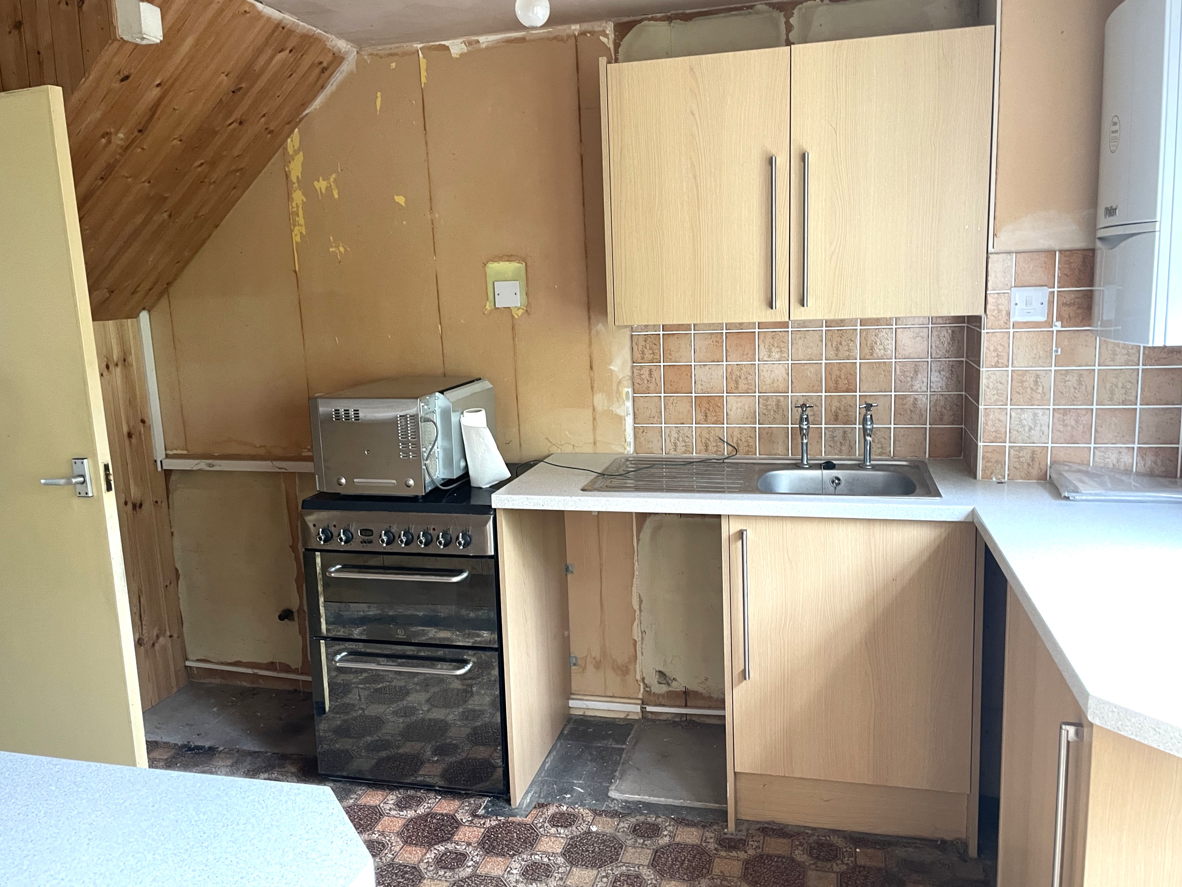 Image 4 of 13