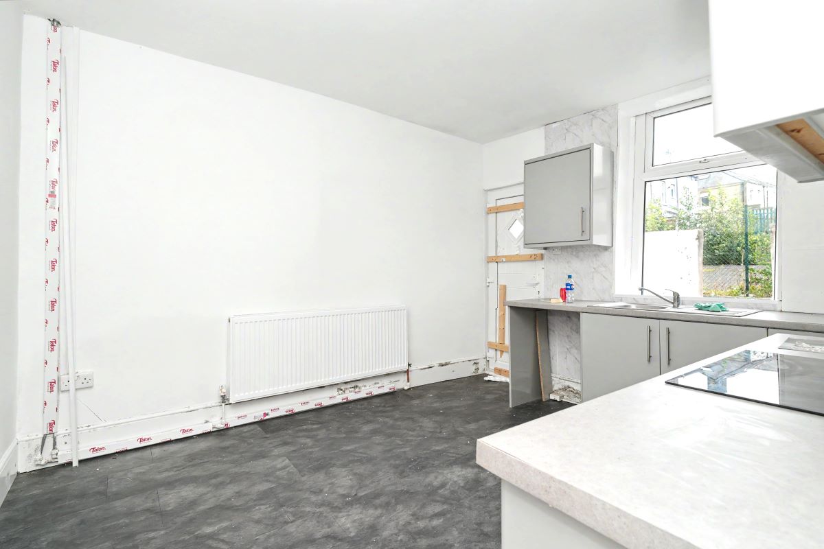 Image 6 of 12