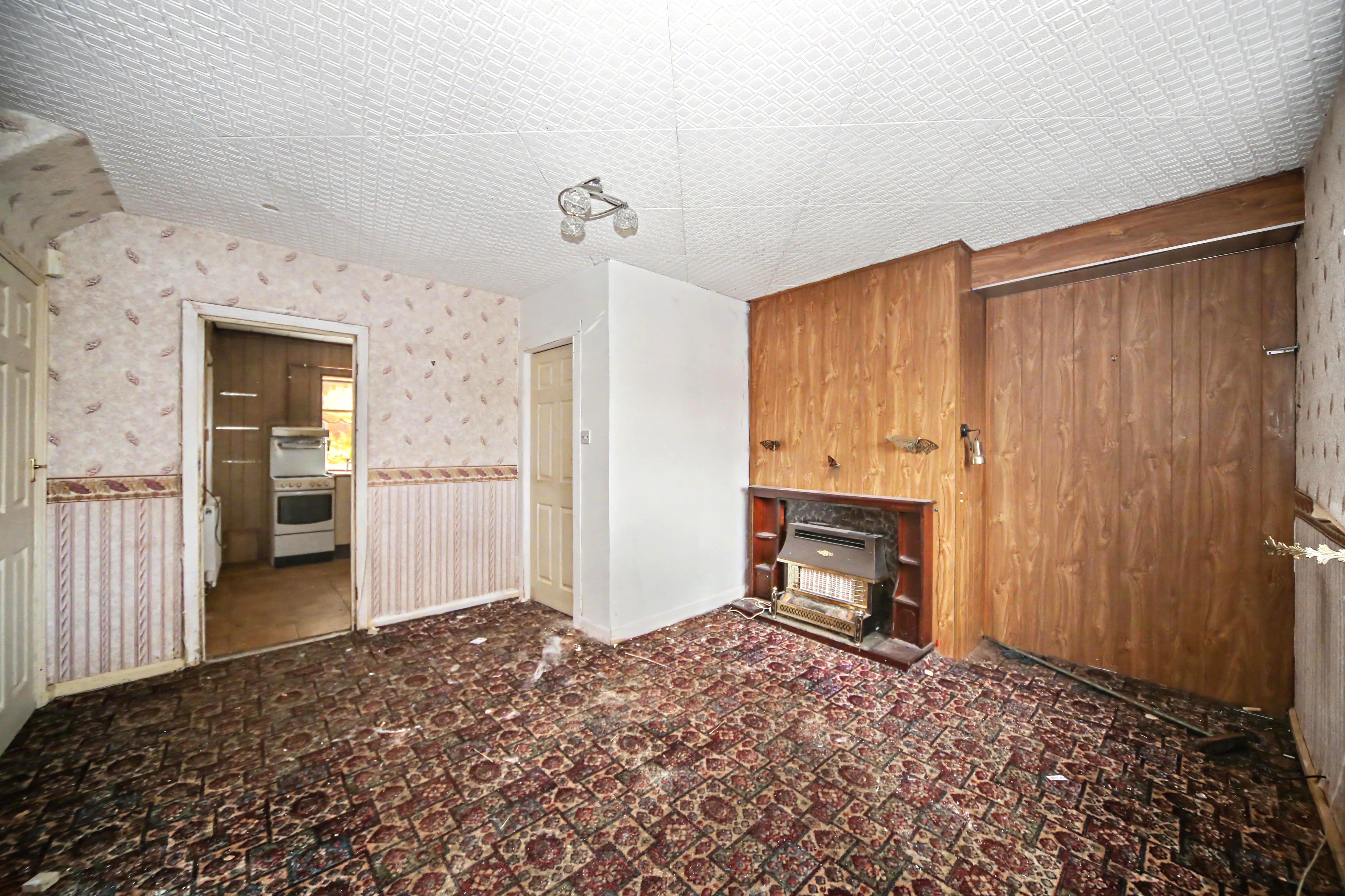 Image 2 of 20
