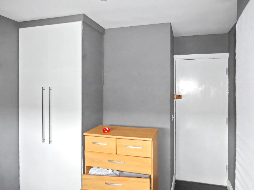 Image 9 of 19