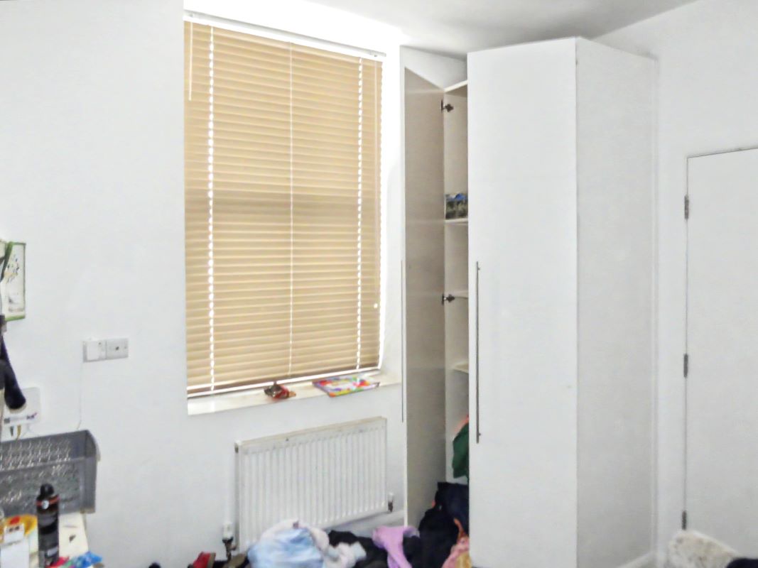 Image 10 of 22