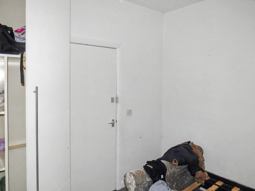 Image 11 of 22
