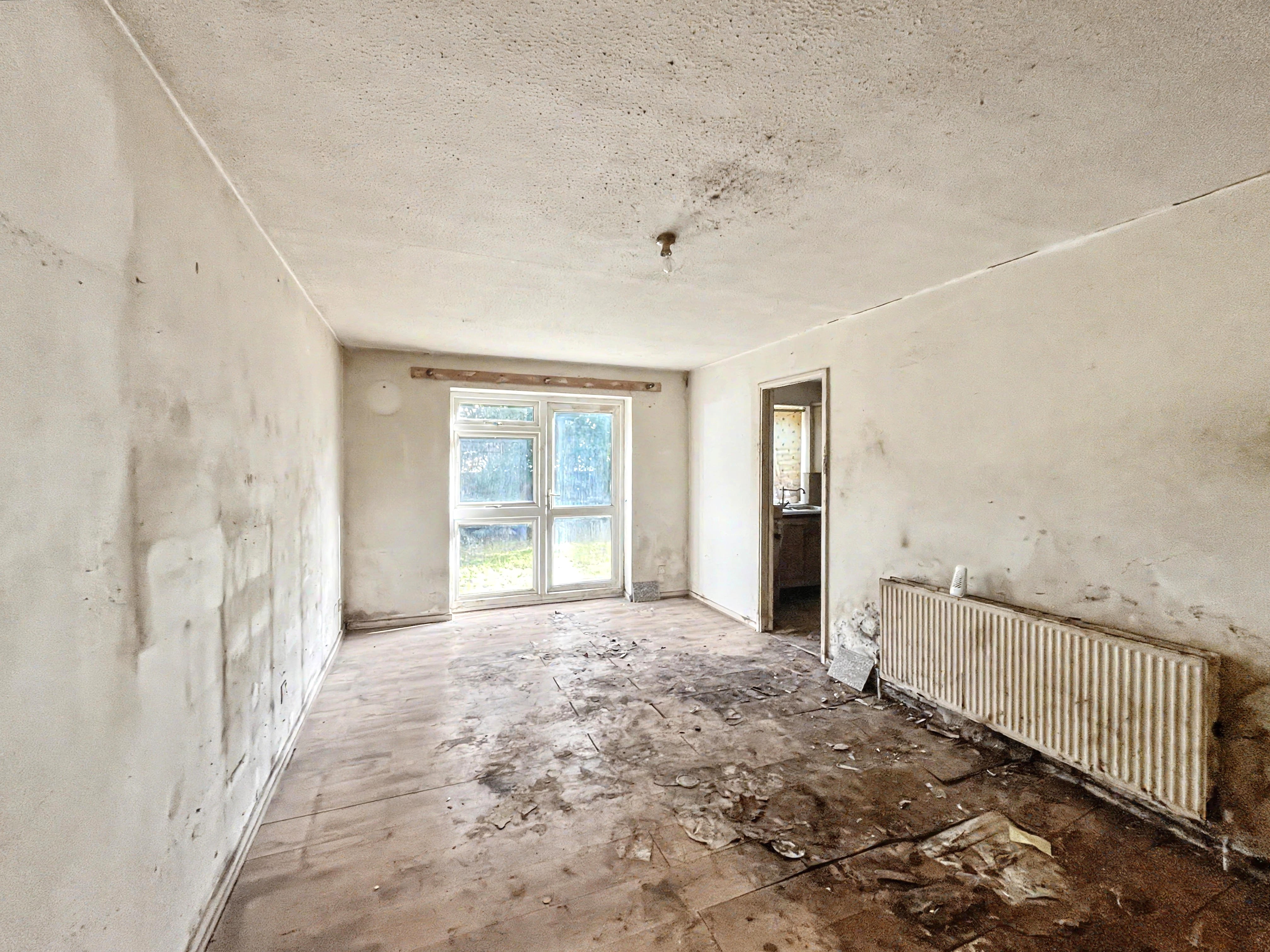 Image 2 of 17