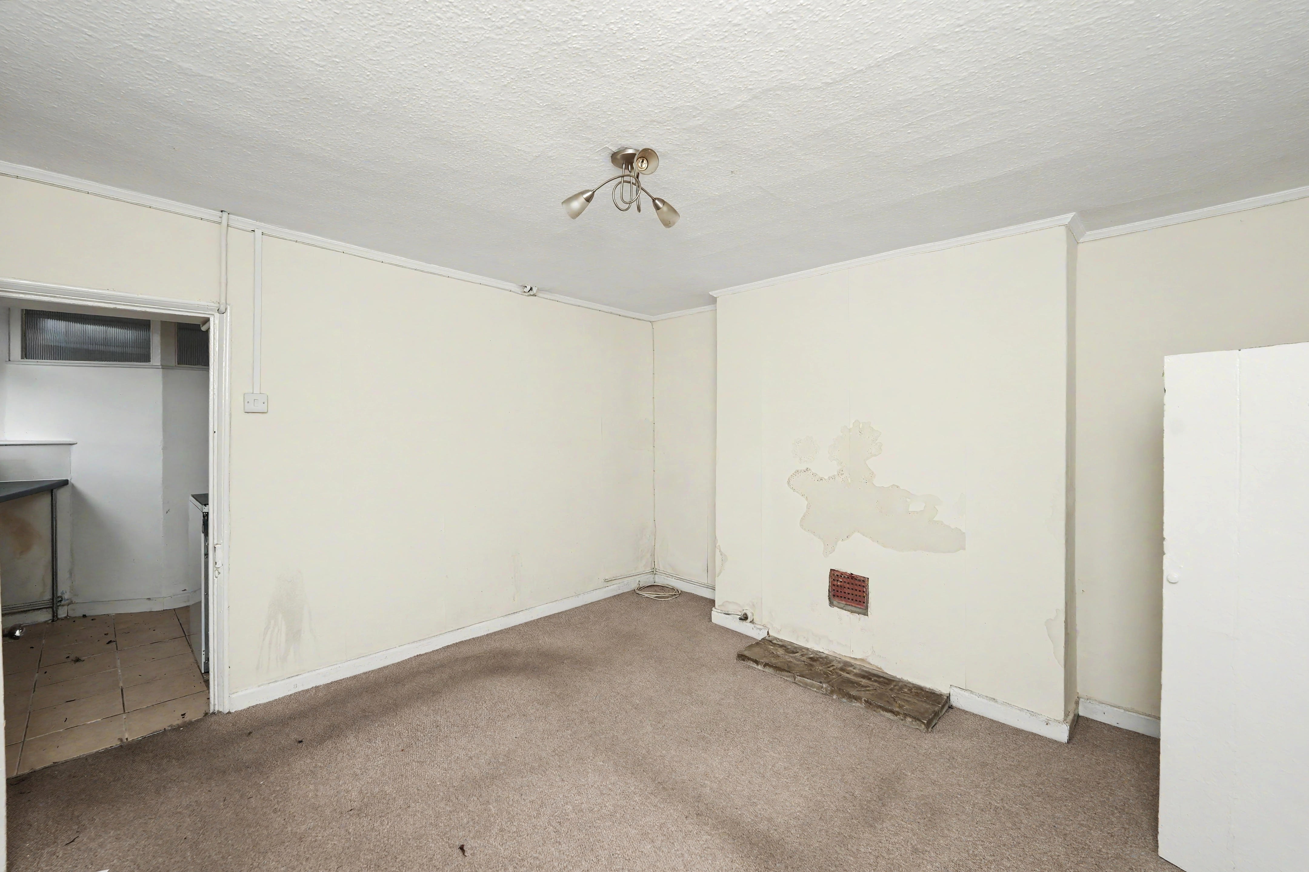 Image 6 of 20