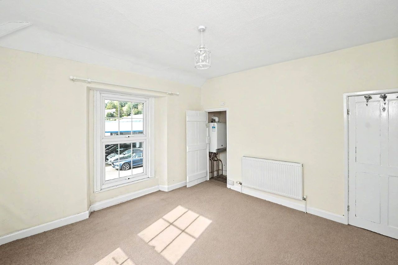 Image 11 of 20
