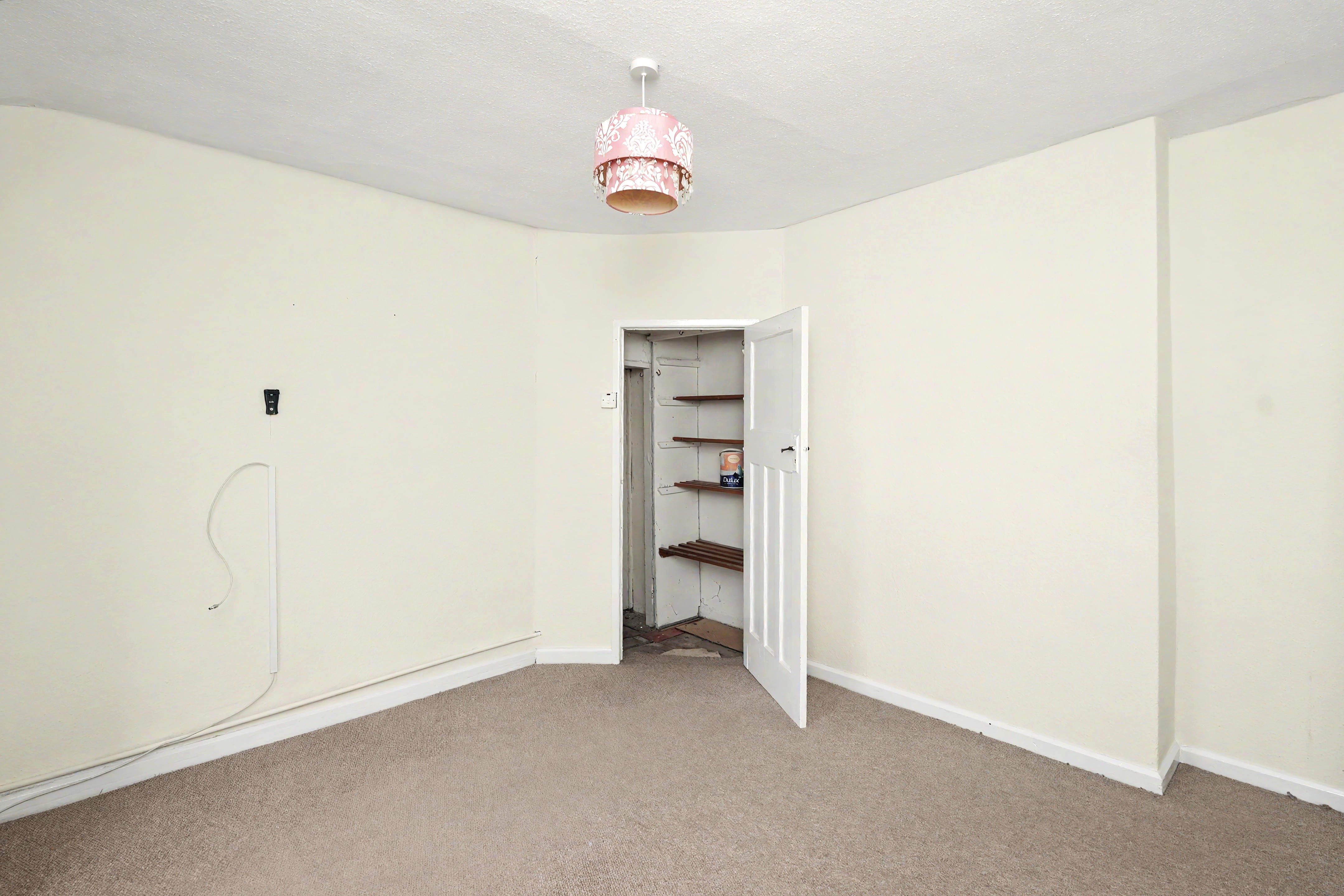 Image 14 of 20