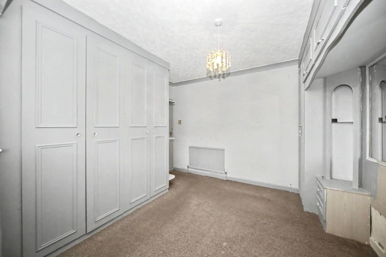 Image 12 of 24