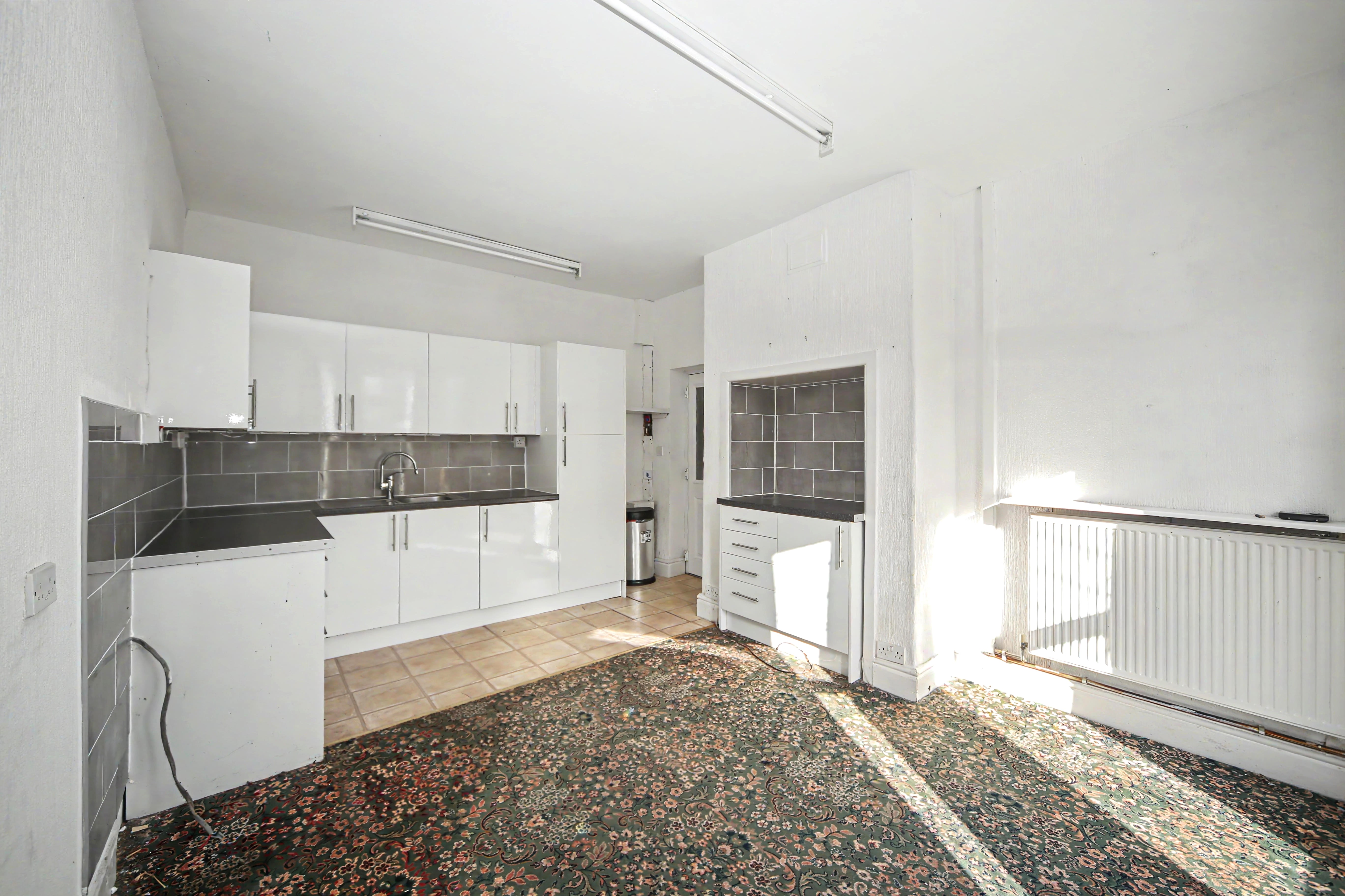 Image 7 of 23