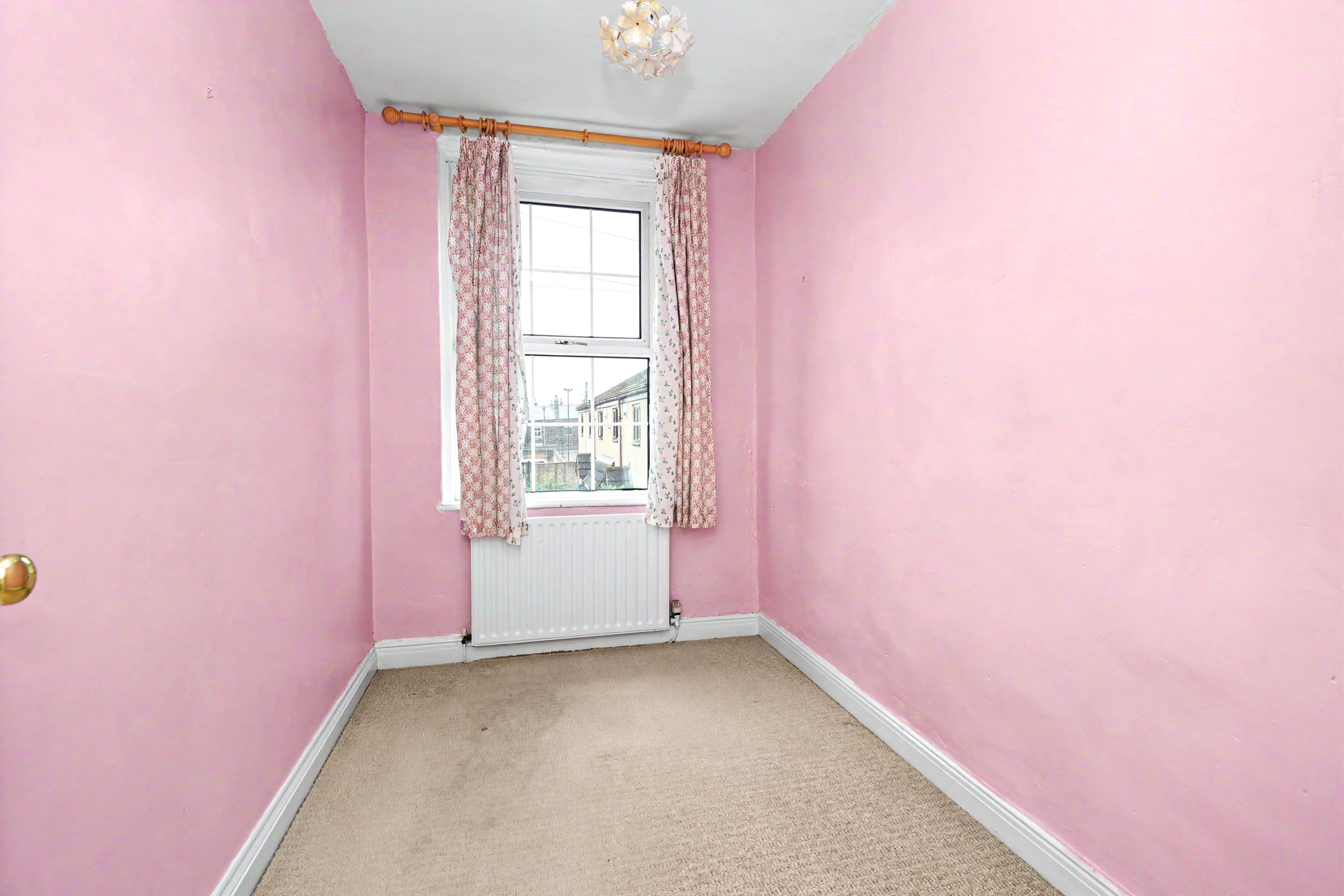 Image 11 of 16