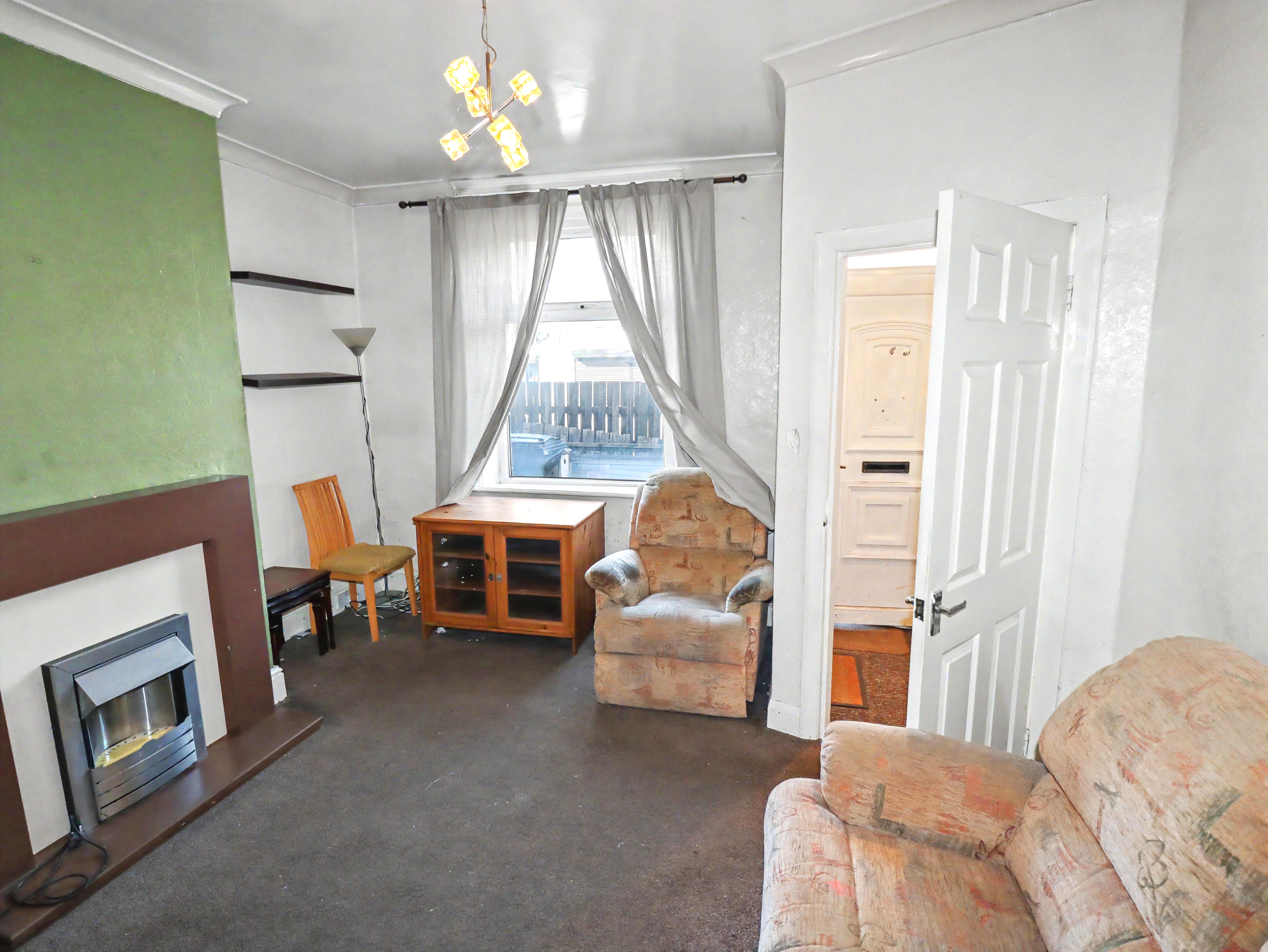 Image 2 of 20