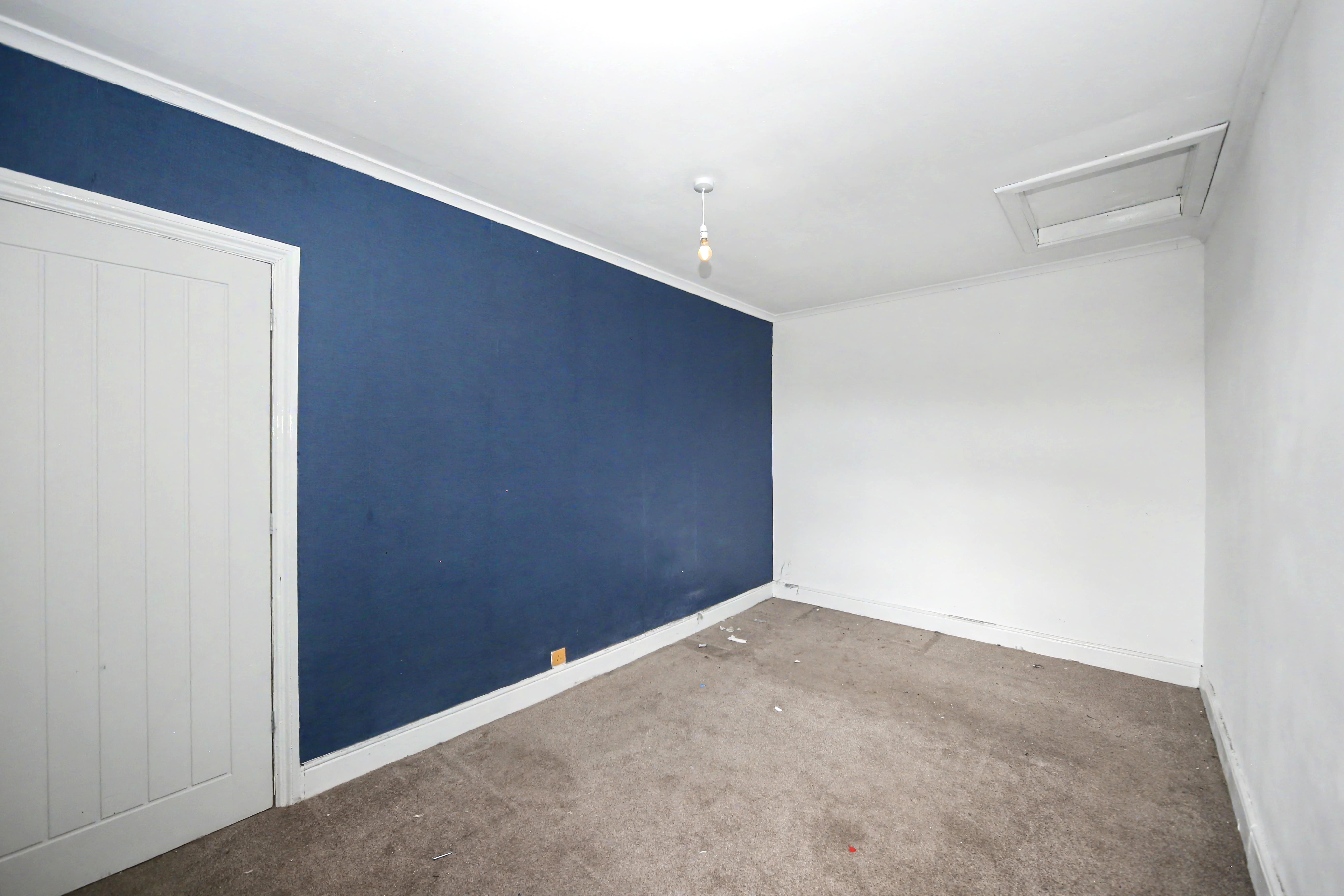 Image 10 of 22