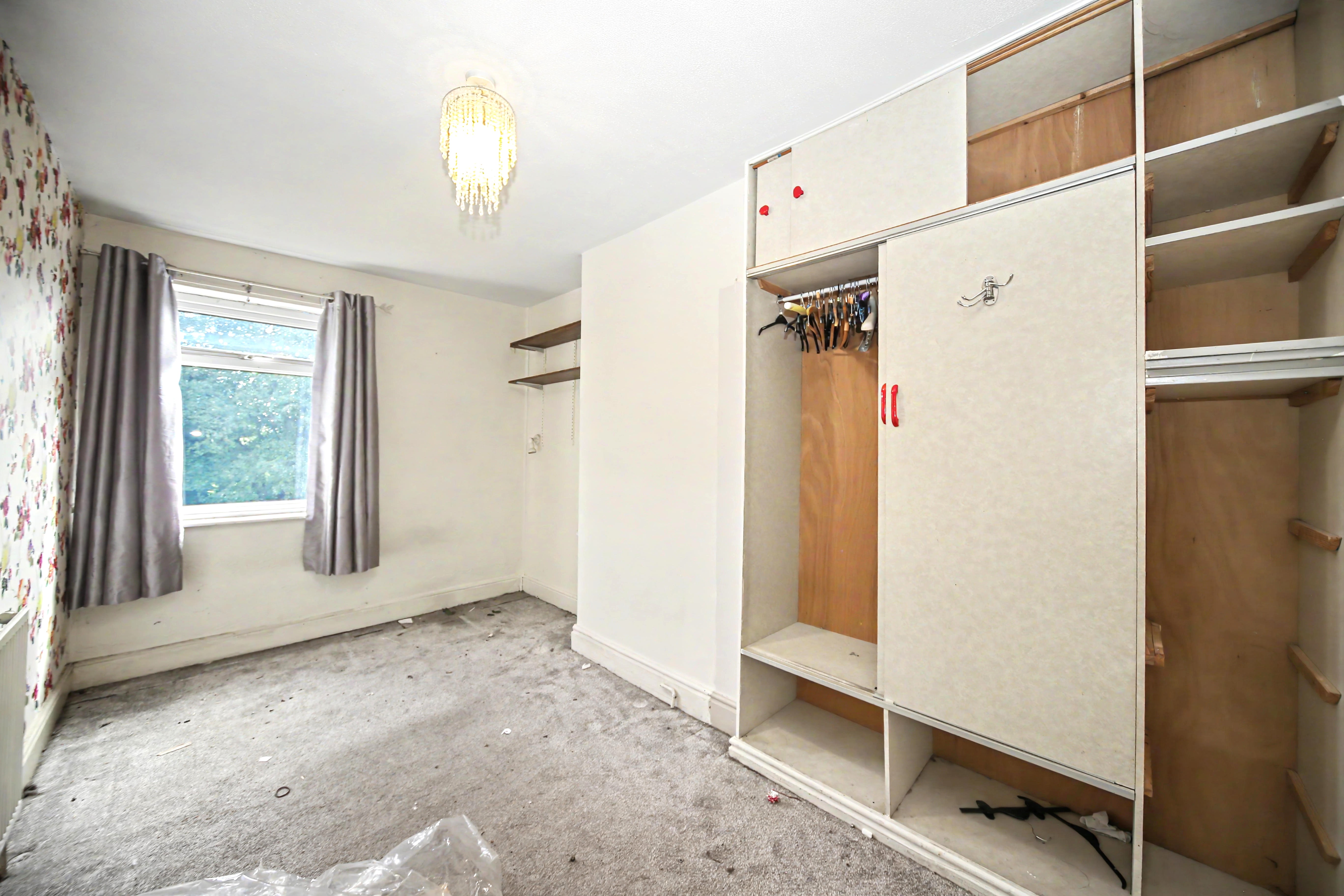 Image 11 of 22