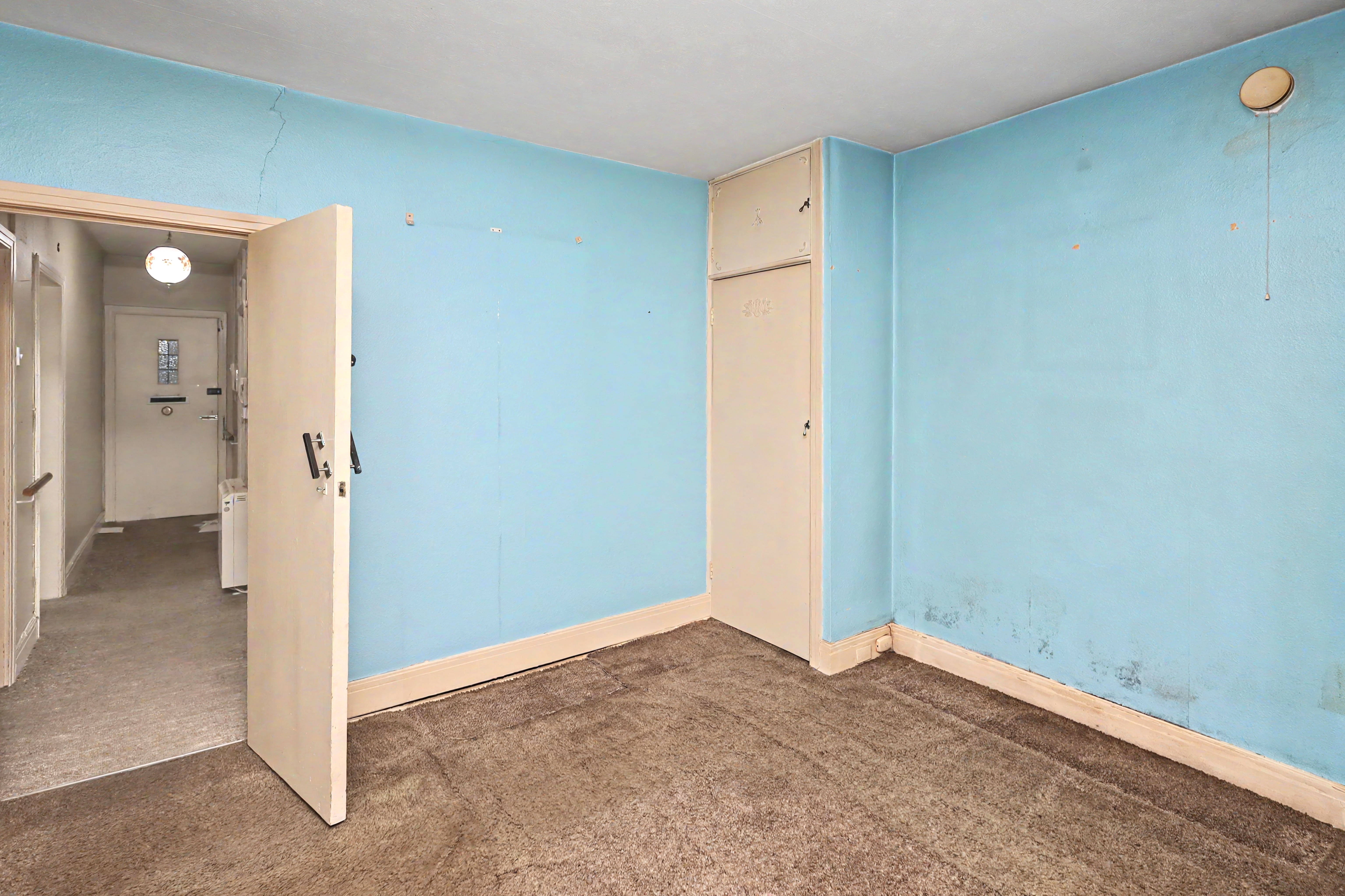 Image 10 of 15