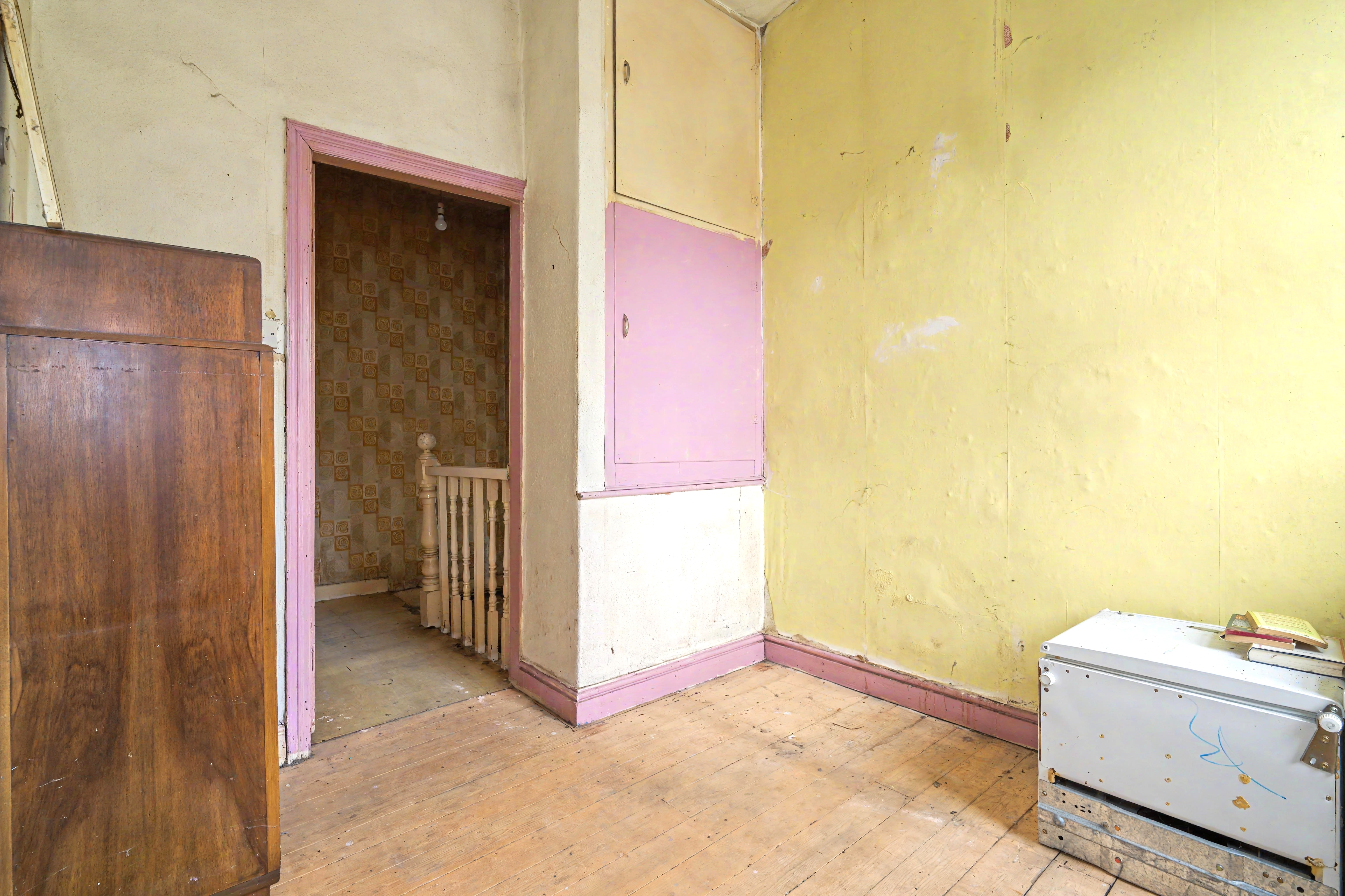 Image 9 of 13