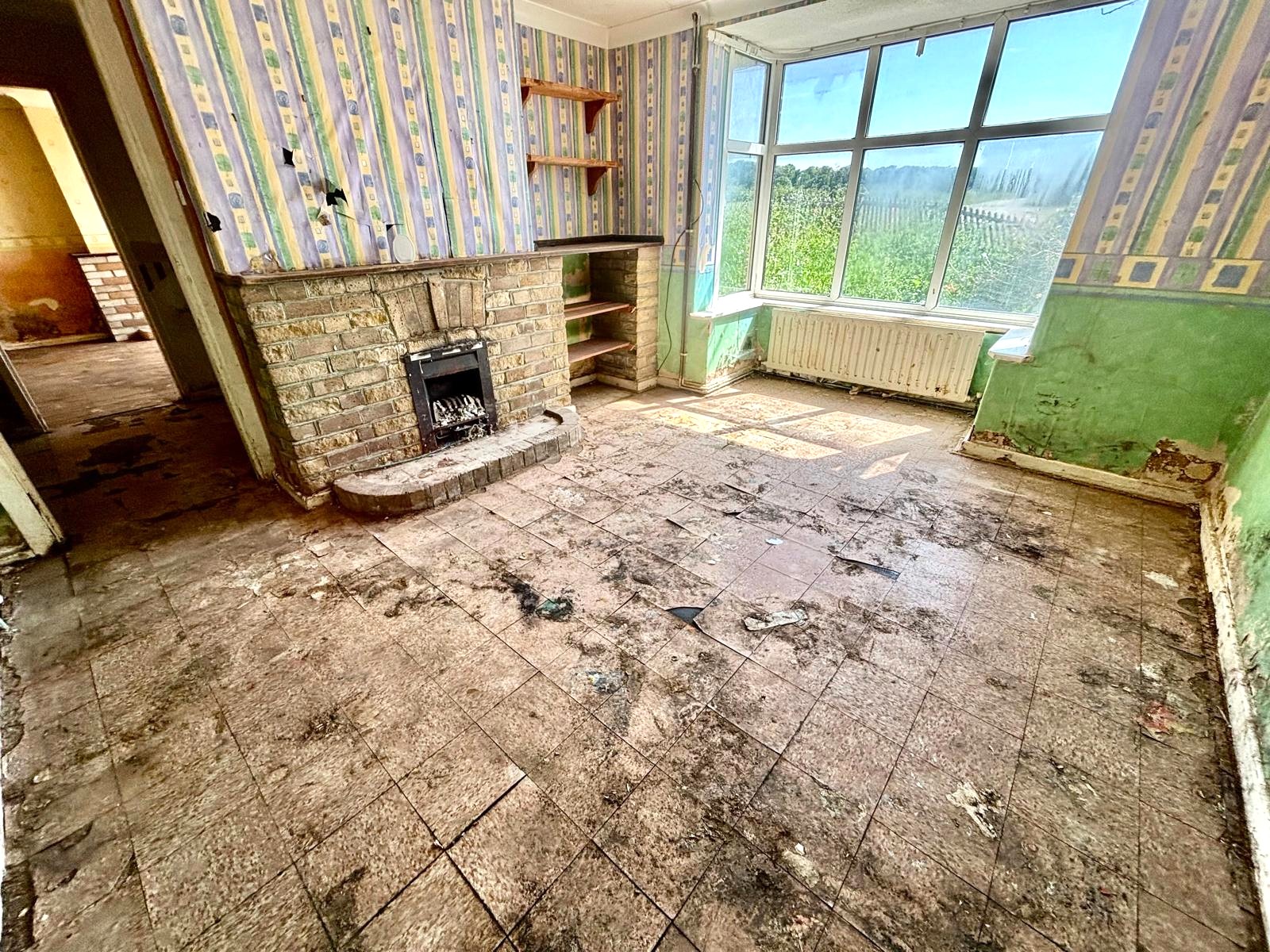 Image 2 of 14