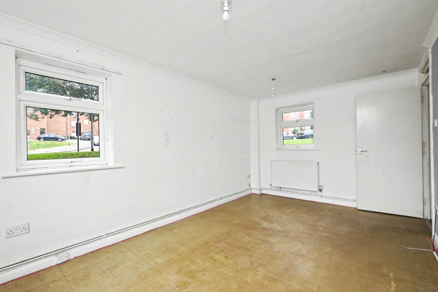Image 2 of 11