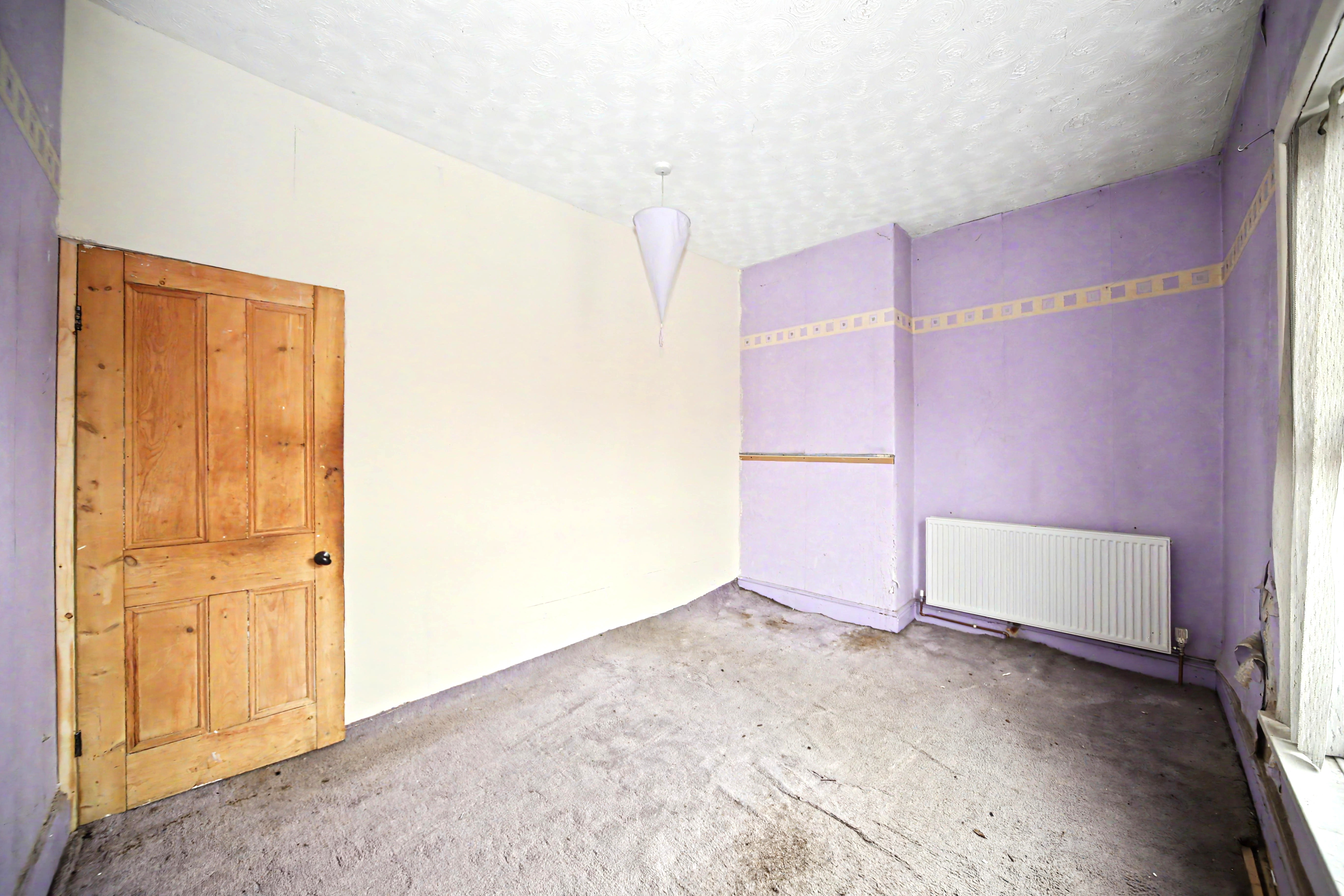 Image 10 of 18