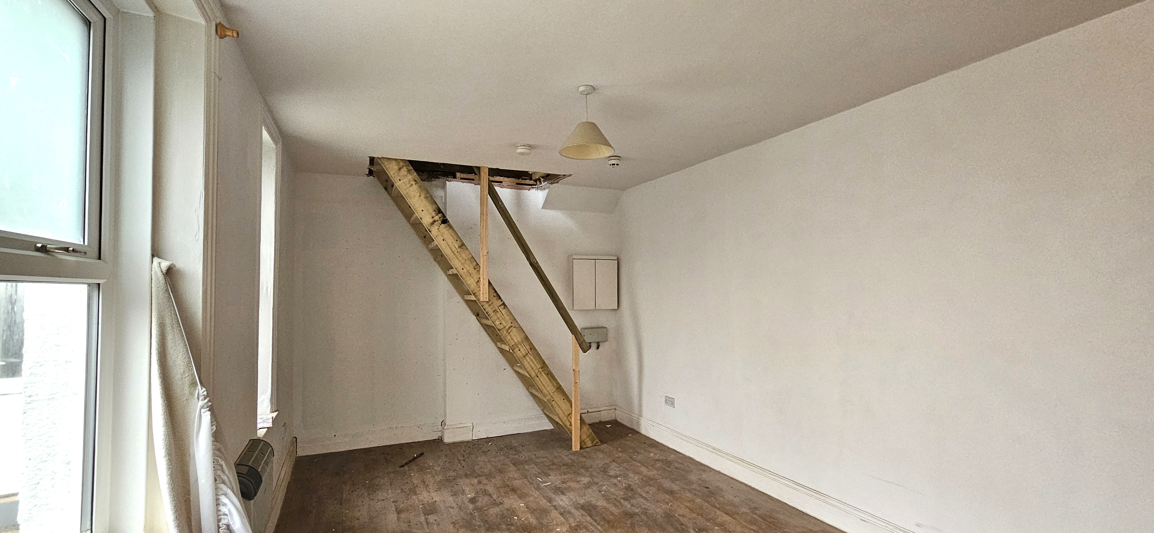 Image 2 of 11