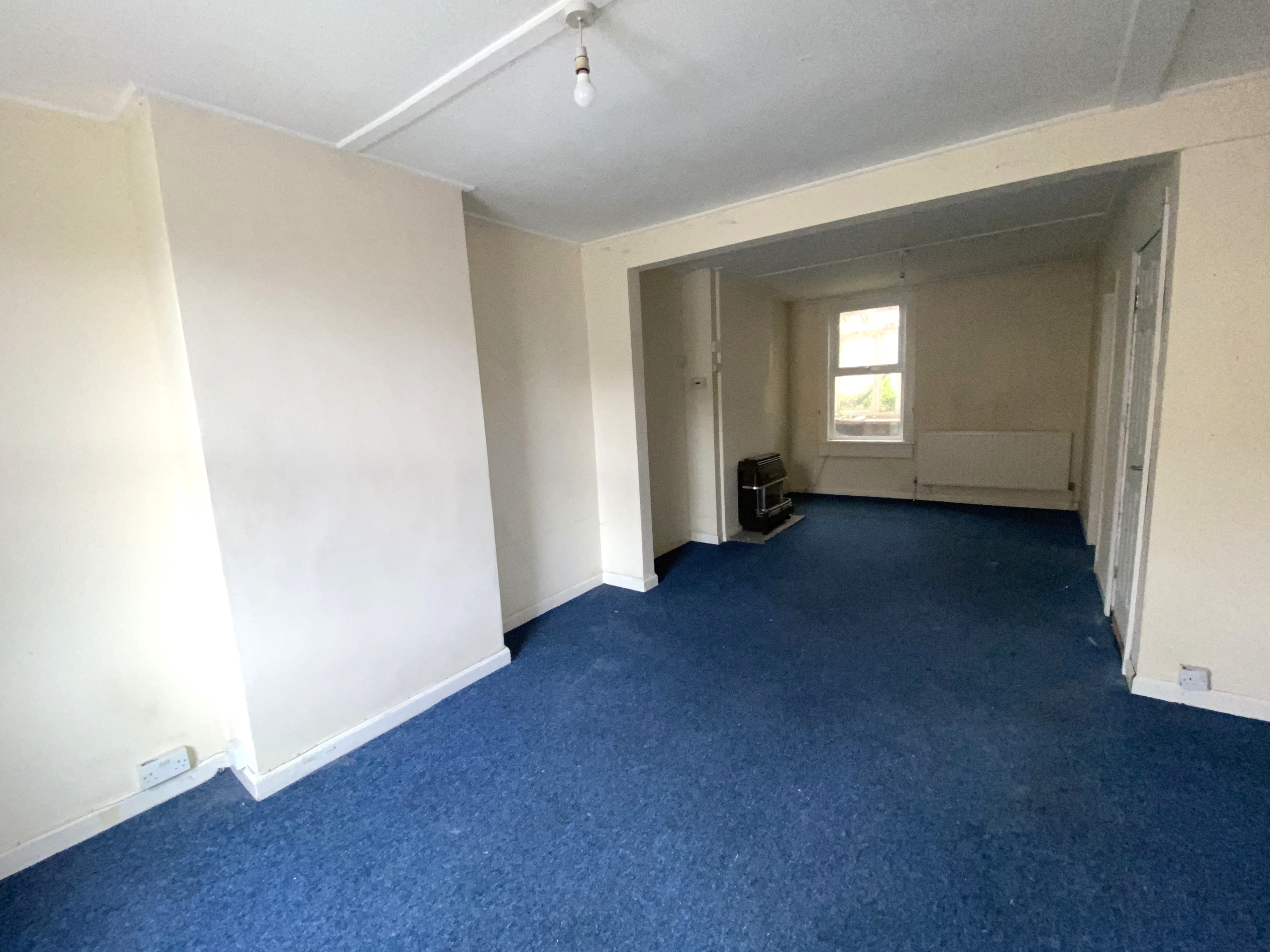 Image 4 of 10