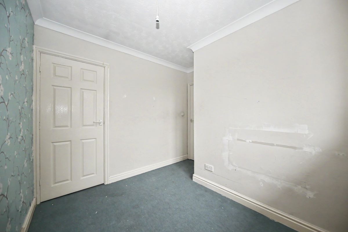 Image 12 of 19