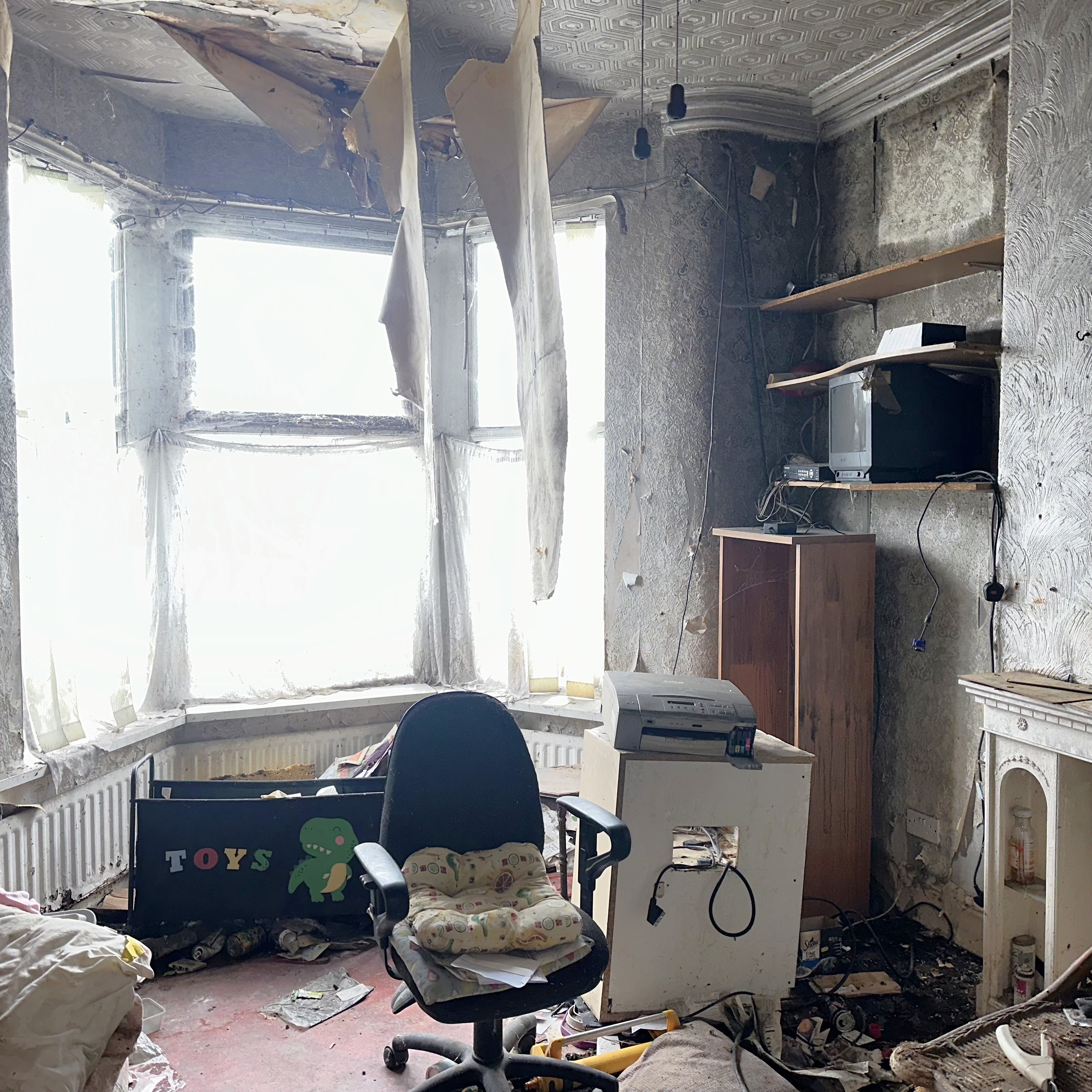 Image 2 of 11