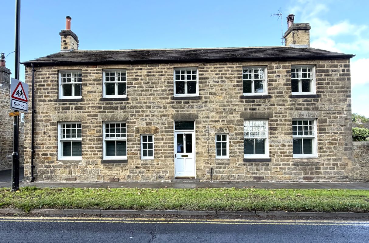 40 Harrogate Rd, Harewood, Leeds LS17 9LH