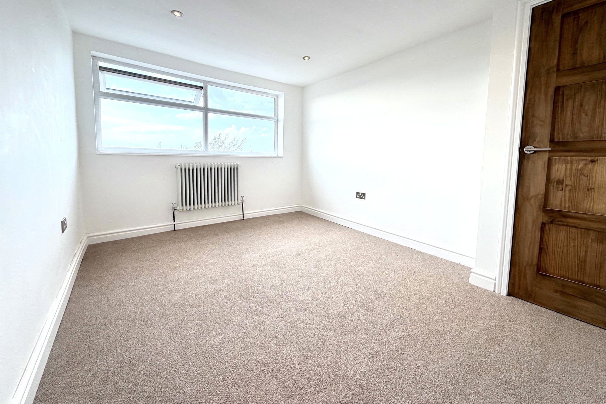 Image 11 of 24