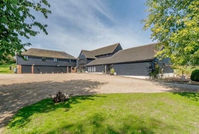 Broadfans Barn, Cherry Street, Duton Hill, Dunmow, Essex, CM6 2EE