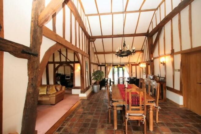 Broadfans Barn, Cherry Street, Duton Hill, Dunmow, Essex, CM6 2EE