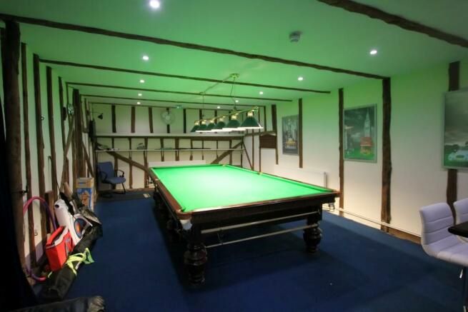 Broadfans Barn, Cherry Street, Duton Hill, Dunmow, Essex, CM6 2EE