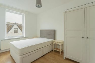 Flat 2, 4 Long Street, Tetbury, Gloucestershire, GL8 8AQ