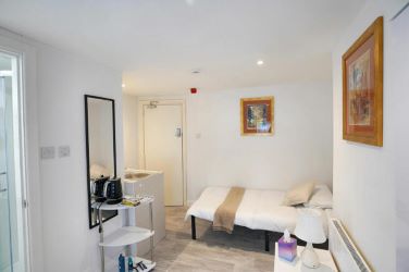 37 Sussex Street, Scarborough, North Yorkshire, YO11 1BJ