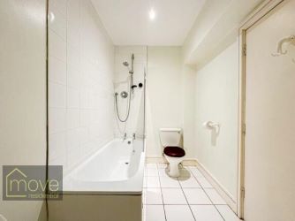 Flat 10 Holt House, 54 Ullet Road, Liverpool, Merseyside, L17 3AT