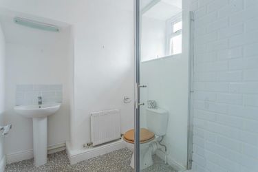 Flat 2, 4 Long Street, Tetbury, Gloucestershire, GL8 8AQ