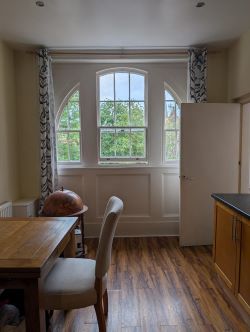 Flat 10 Holt House, 54 Ullet Road, Liverpool, Merseyside, L17 3AT