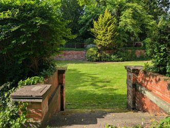 Flat 10 Holt House, 54 Ullet Road, Liverpool, Merseyside, L17 3AT