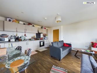 3 Bedroom Apartment For Sale via Auction