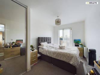 3 Bedroom Apartment For Sale via Auction