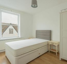 Flat 2, 4 Long Street, Tetbury, Gloucestershire, GL8 8AQ